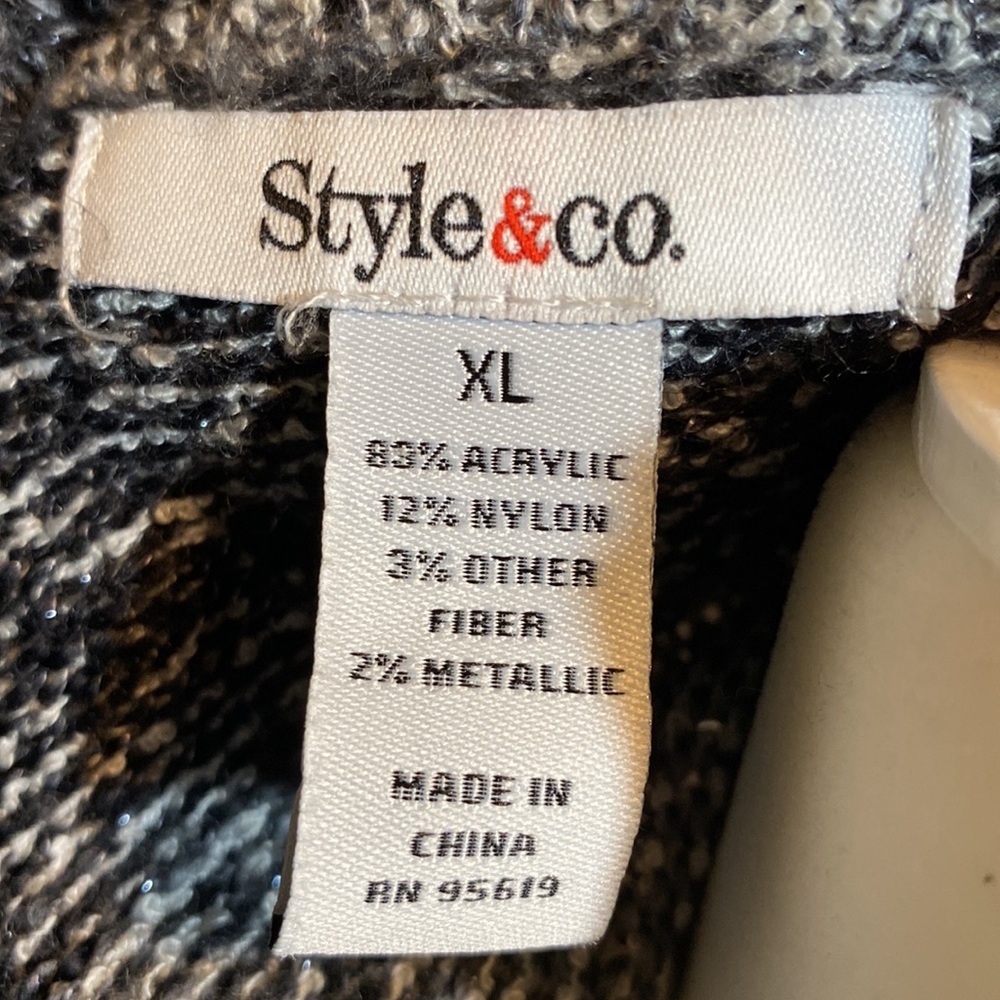 STYLE & CO XL CARDIGAN SWEATER BLACK WHITE W/ SILVER METALLIC THREAD Par… - Picture 8 of 13